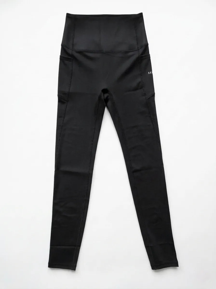 Schwarze High-Waist Leggings mit Seitentaschen, blickdicht und tierhaarfrei, ideal für Sport und Alltag